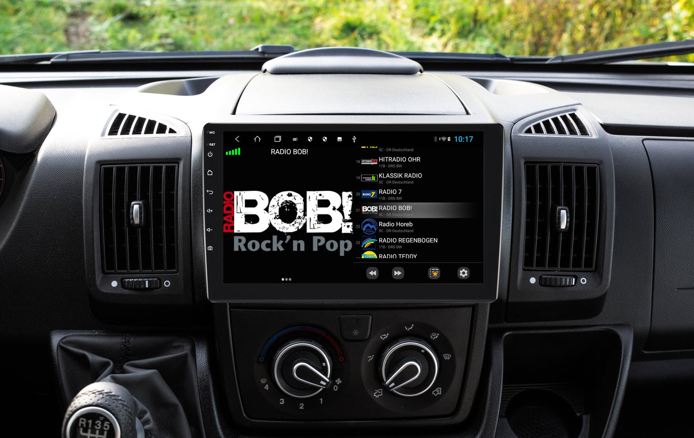 ESX VNC1060-A61 naviceiver touchscreen and dashboard view