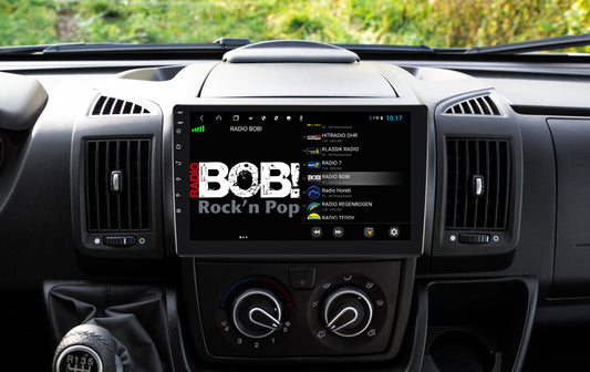 ESX VNC1060-A61 naviceiver touchscreen and dashboard view